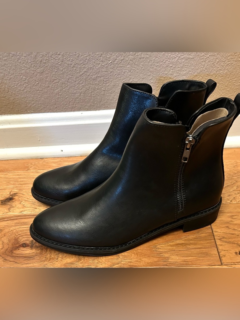 Universal Thread Womens Brenna Ankle Boots black zipper on both sides Size 9.5 - Picture 4 of 6